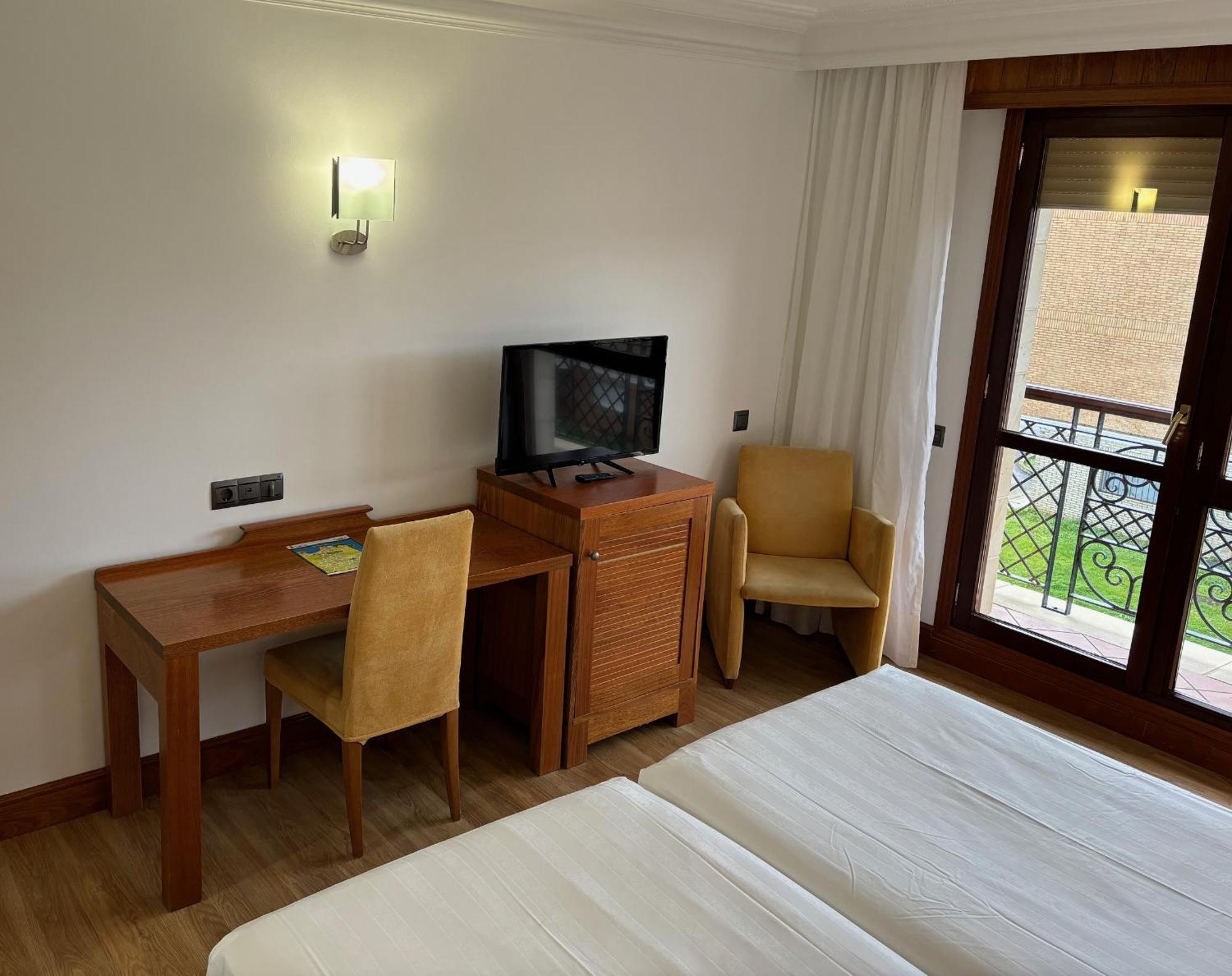 Gran Hotel Liber & Spa Playa Golf Ноха Экстерьер фото
