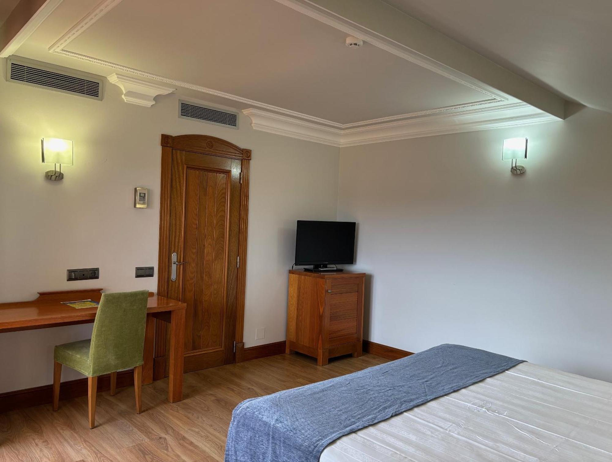 Gran Hotel Liber & Spa Playa Golf Ноха Экстерьер фото